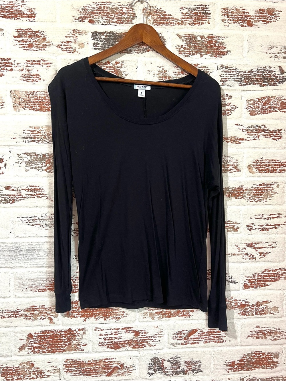 Old Navy Women’s Black Long Sleeve Scoop Neck Top Size M Batwing Dolman Rayon